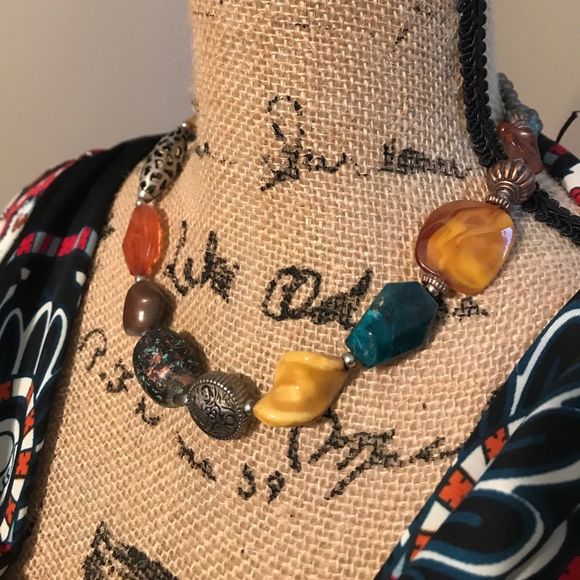 Otreska neckless - Picture 1 of 4